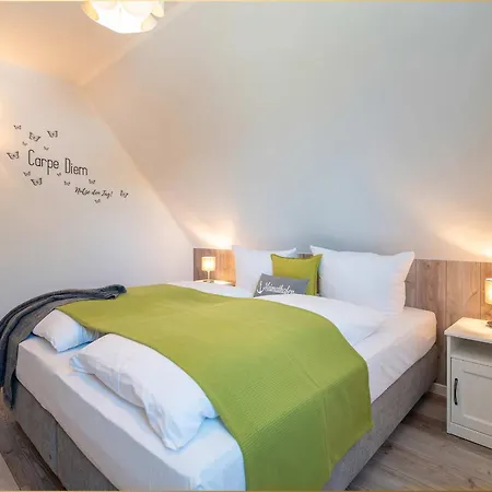 Tatil Evi Glueck Unter Reet Garz (Usedom)