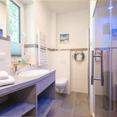 Tatil Evi Glueck Unter Reet